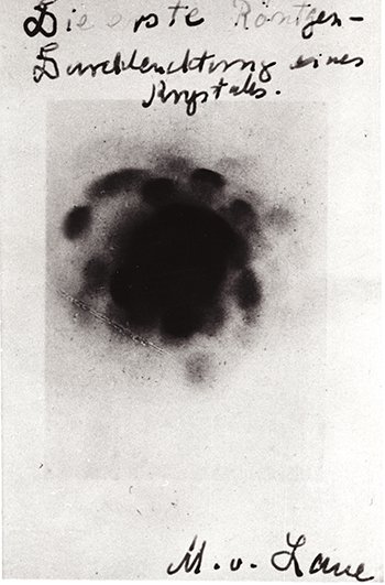 La toute première image de diffraction des rayons X signée par Laune
